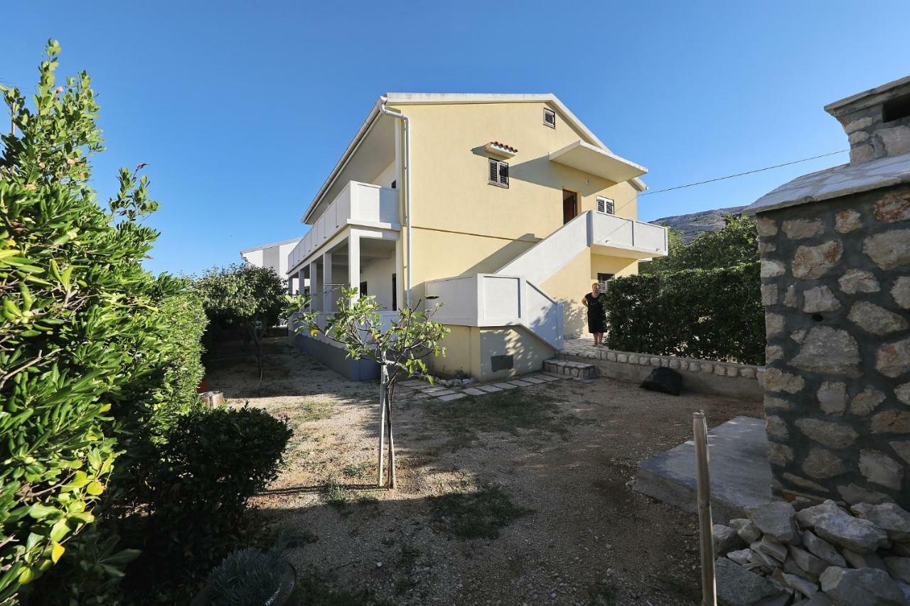 Apartmani Mila Pag Town Eksteriør bilde