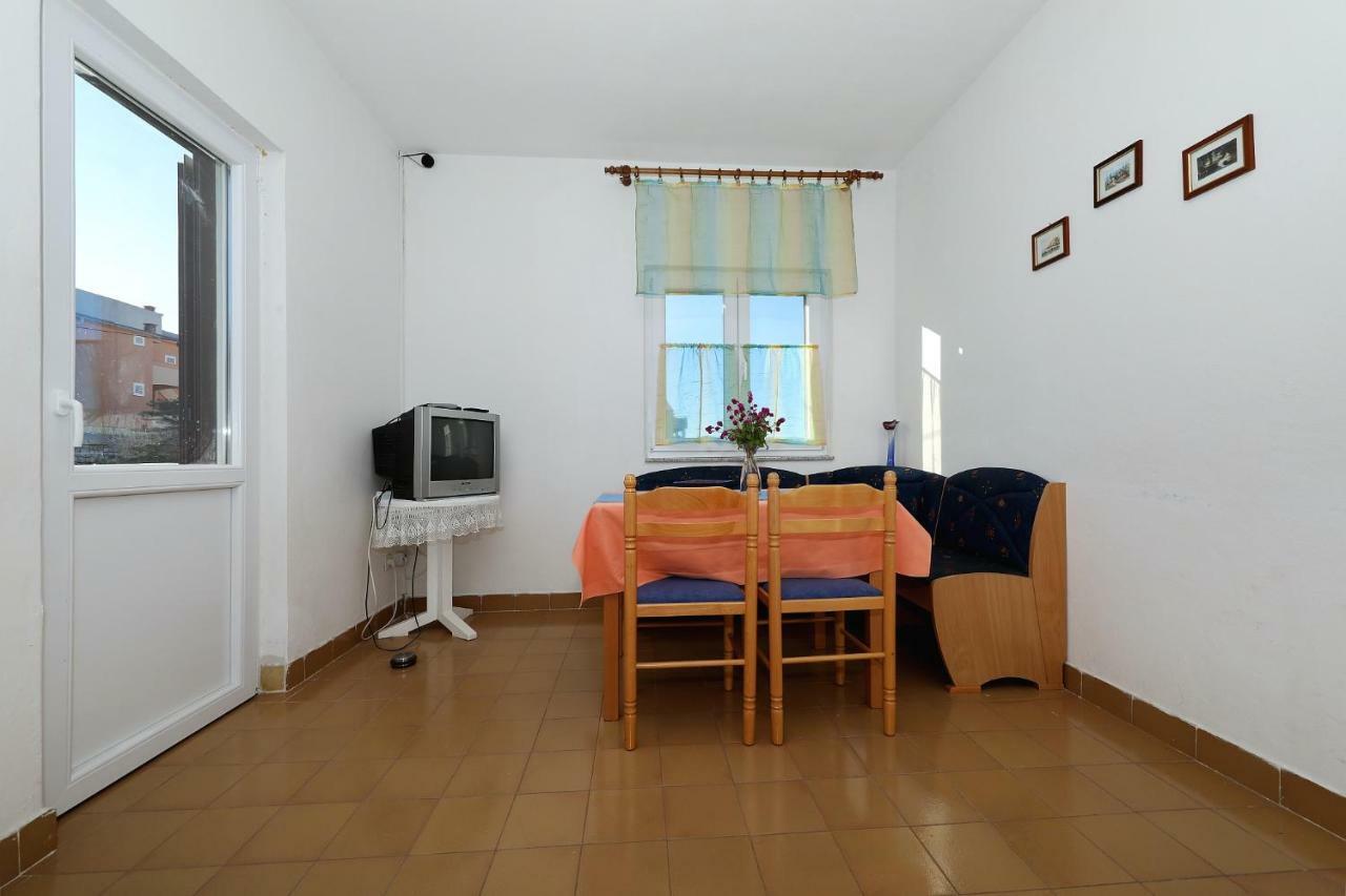 Apartmani Mila Pag Town Eksteriør bilde