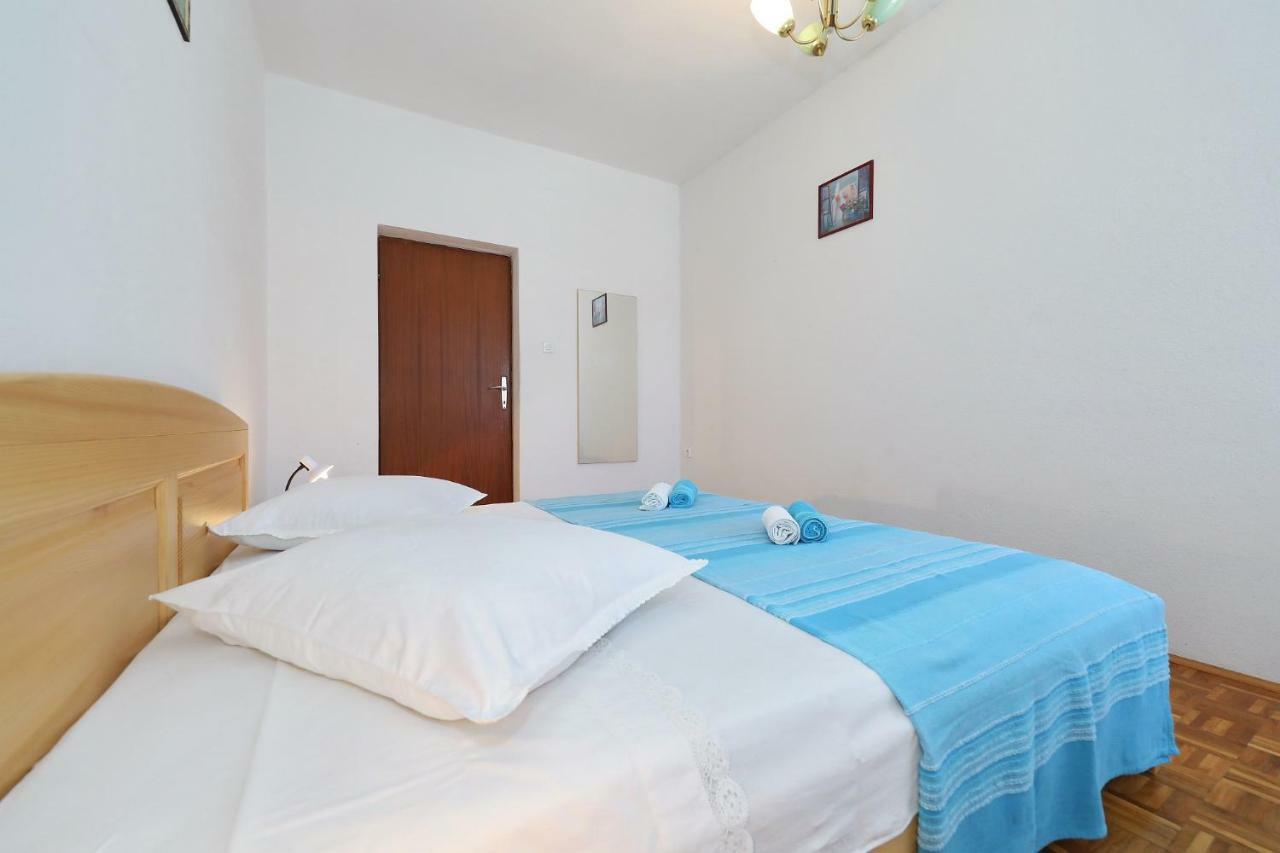 Apartmani Mila Pag Town Eksteriør bilde